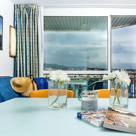 Blau By Marsol Apartment *
