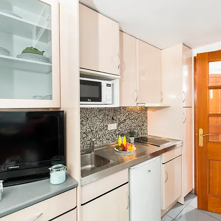 Blau By Marsol Apartman